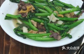 Stir-fried Chicken Offal with Cabbage Heart