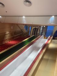 -奈尔宝家庭中心·亲子餐厅(前滩店)