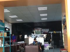 -友谊汽车维修保养·钣金喷漆事故定损·洗车贴膜