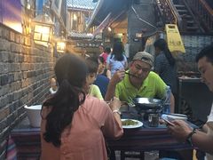 -88号小吃店·经典云南菜·地道纳西美食