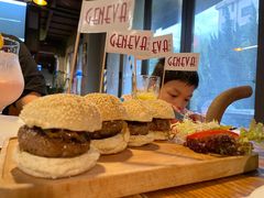 -Geneva日内瓦餐厅(西郊宝成花苑店)
