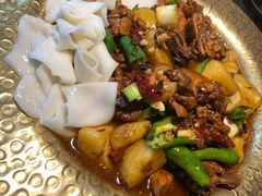 新疆大盘鸡-楼兰新疆主题餐厅(坂田佳华领汇广场店)