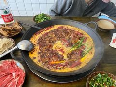 -黄潇洒老火锅(九眼桥宏济巷店)