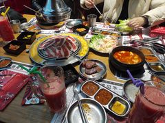 -青瓦炭韩潮烤肉(花园道店)