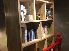 -HIGH FIVE哈福手工汉堡(桂林路店)