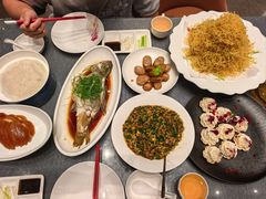 -凤凰园烤鸭店·唐山菜·传承花椒肉(老唐丰路店)