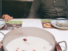 -洪氏嗨捞·猪肚鸡火锅(阳光天地店)