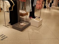 -ZARA(大上海时代广场店)