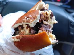 核桃红豆碱水-Dough&Joe团憩(瑞虹天地月亮湾店)