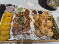 -马尔龙新疆饭店·清真(瑞景店)