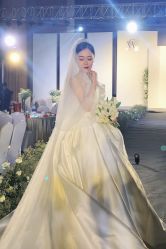 -欣薇婚纱(新源乐汇城店)