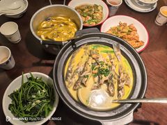 -山涧肴·湘味家肴(松岗满纷天地店)