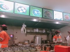 -老新隆牛肉锅贴(新街口店)
