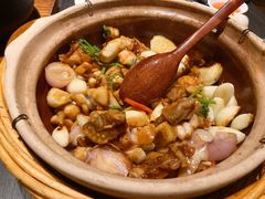 啫啫牛蛙煲-鹊玥·粤菜小馆(汇智国际商业中心店)