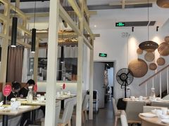 大堂-关东小磨东北菜(上海长风大悦城店)