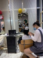 -PE SALON 