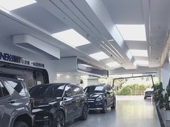 -龙膜耐卡汽车贴膜改装旗舰店(火车南站店)