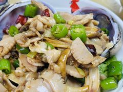 -崴海渔村(虹梅路店)