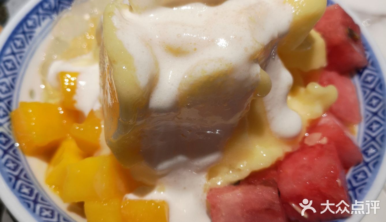 之前去吃的，下午没什么人，店里比较空