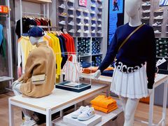 -王府井奥莱临潼小镇(临潼店)