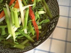 -在湖边私厨小馆