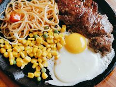 -豪客来牛排(人民东路店)