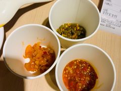 -蒙自源米线大王(东站店)