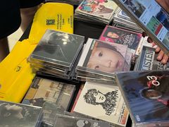 -浣熊唱片店(上海影城店)