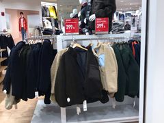 -优衣库(上海金桥太茂店)