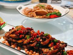 干妈妈的锅烧-刘姐啤酒鱼民族演艺餐厅(西街总店)