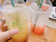 -Chom Cafe and Restaurant