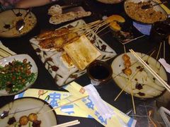 蜜汁鸡翅&nbsp;烤土豆-串来串去(中关村店)