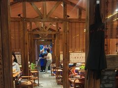 -东巴婆婆云南鱼豆花火锅(大东门店)