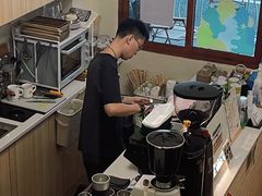 -SAFARI COFFEE