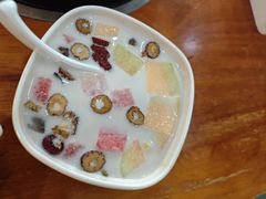 -老何家后安粉·糟粕醋海鲜火锅(三亚湾椰梦长廊店)
