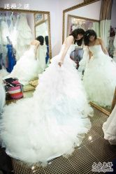 怎么像要撞墙呢，哈哈-喜喜婚纱HAPPINESS STUDIO奢定馆(海淀体验馆)