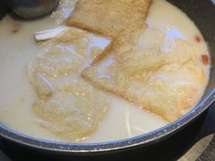 -煲宫猪肚鸡(昆山金鹰国际购物中心店)