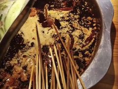 -何氏串串香火锅(翠亨店)