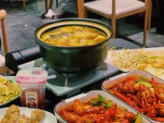 -聚汇三少·龙虾·中餐厅(莫邪路新天地店)