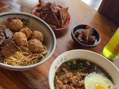 -矮子粉店1985·长沙米粉(湘春路店)