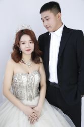 -梦摄影少女写真馆(麦凯乐国际公寓A座店)