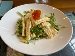 三香叶拌腐竹-局气 烤鸭·北京菜(前门店)