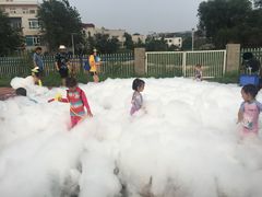 -乐融婴幼儿成长中心(四季青校区)