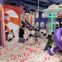 -LuckyStar幸运星家庭娱乐中心(东莞国贸店)