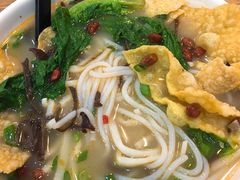 -螺小胖柳州螺蛳粉(钟楼总店)