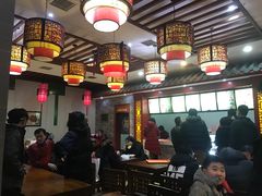 大堂-石头门坎