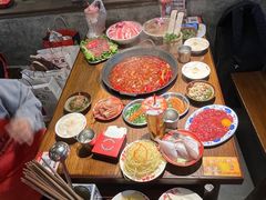 -萍姐火锅·公路夜市(武汉首店)