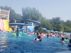 -青年湖公园水上世界