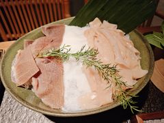 -三出山火锅(南京万象天地店)