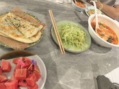 -何适山庄·团餐住宿(水长城P2停车场店)